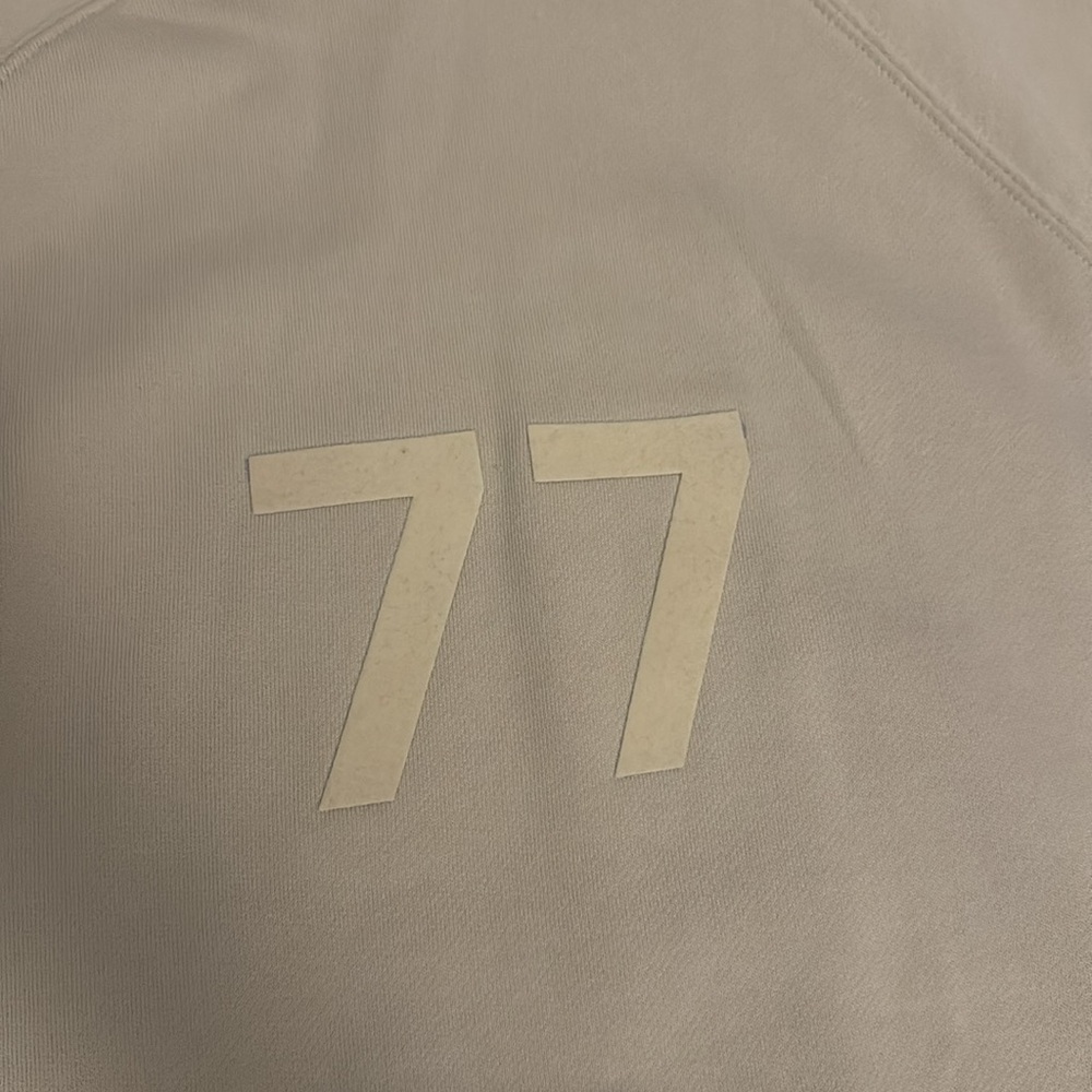 Essentials hoodie - Picture 2 of 5